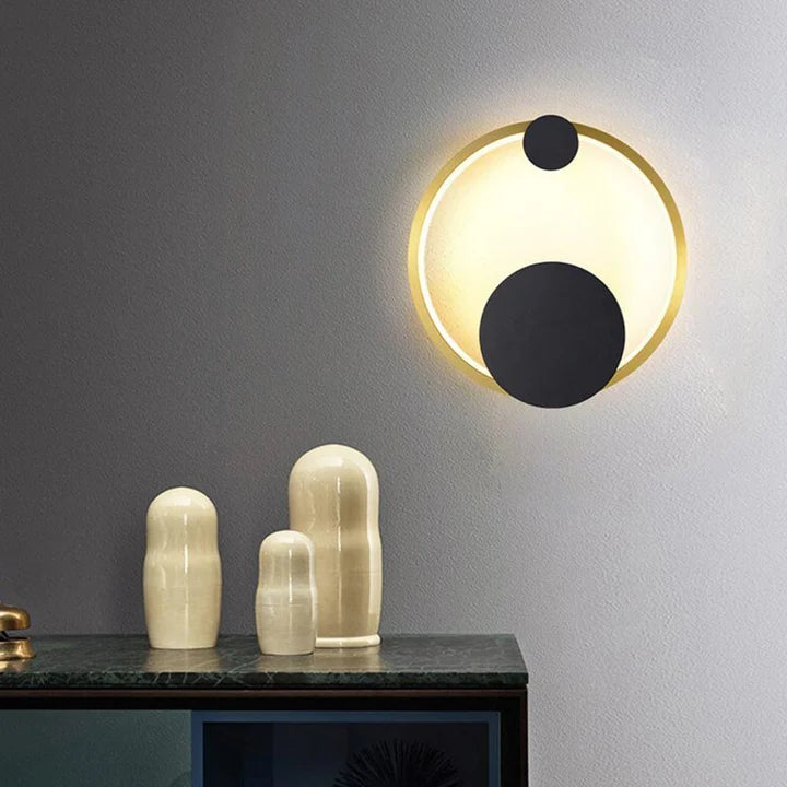 GOLD RING WALL LIGHT