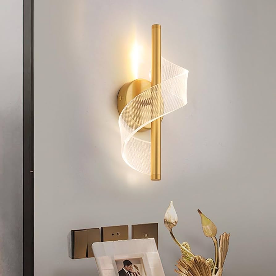 GOLD SWIRL WALL LIGHT
