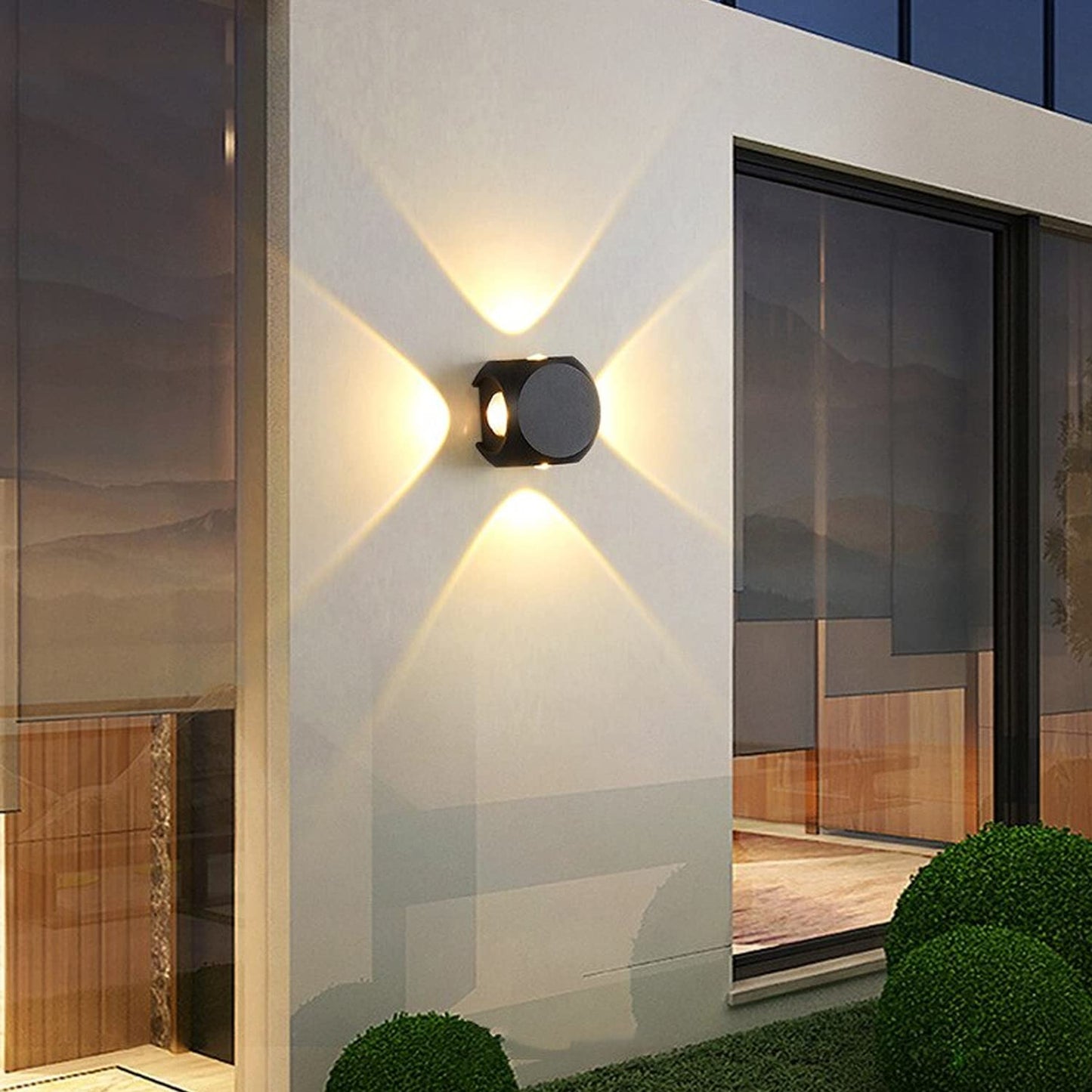 CROSSCUBE OUTDOOR WALL LIGHT