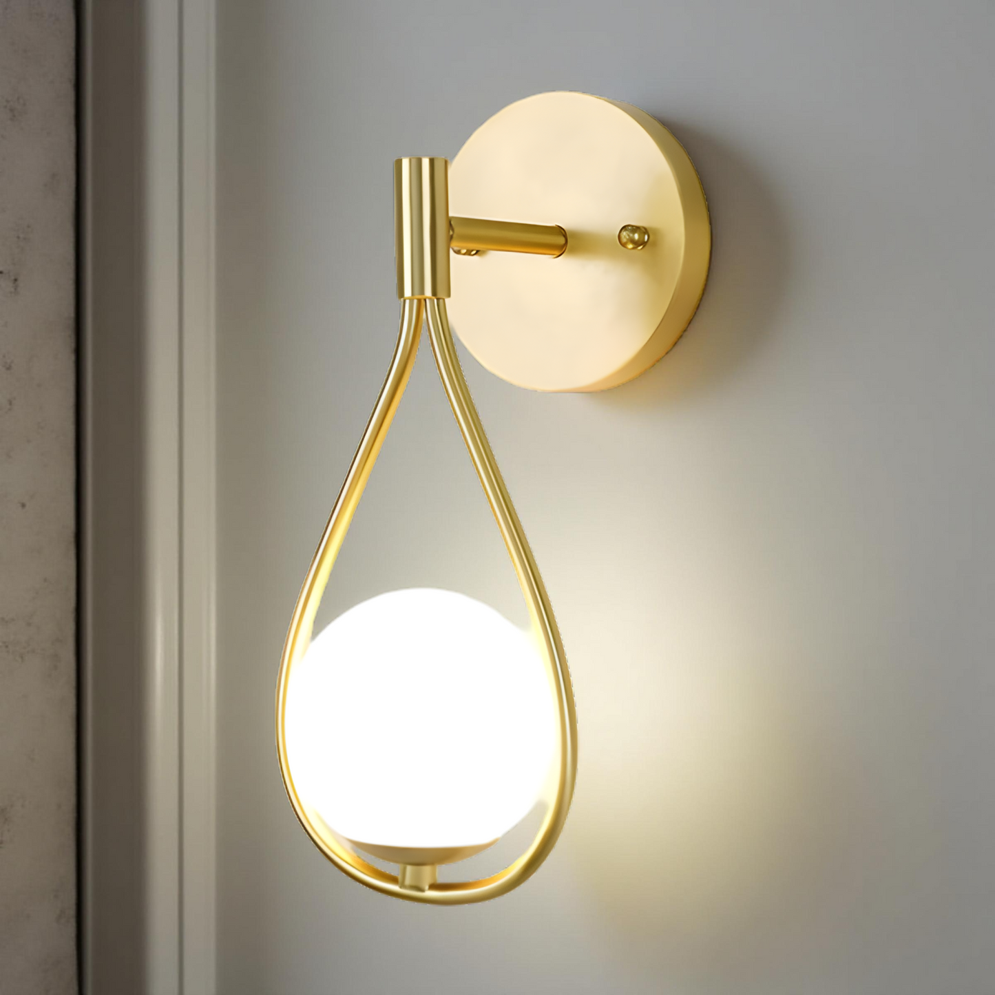 CRYSTAL GLOW WALL SCONCE