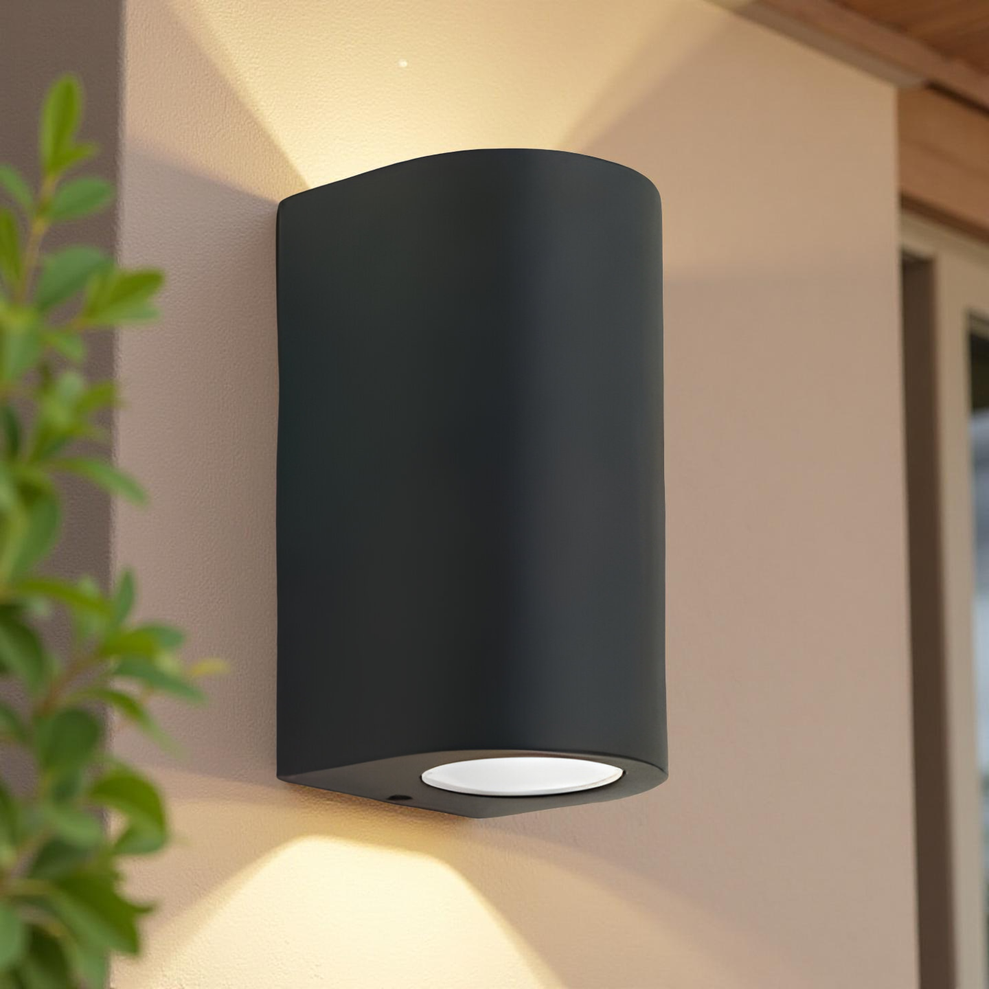 DOUBLE SIDE OUTDOOR WALL LIGHT