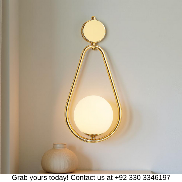 ELEGANT GOLDEN DROP WALL LIGHT