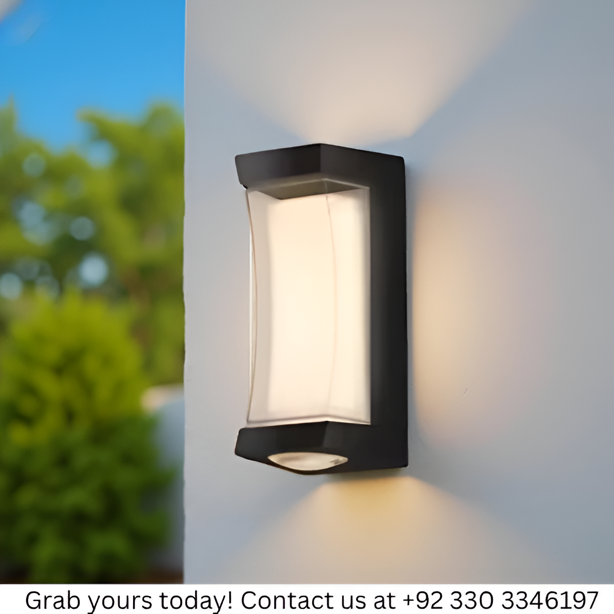 CURVED OUTDOOR LIGHT