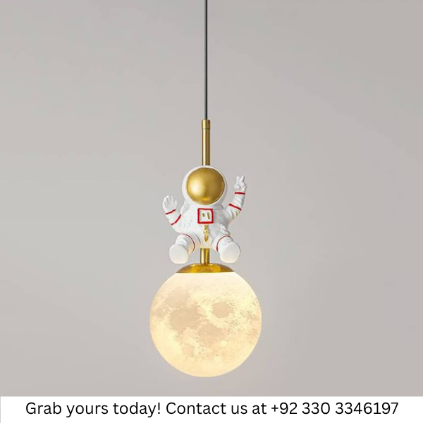 ASTRONAUT HANGING LIGHT