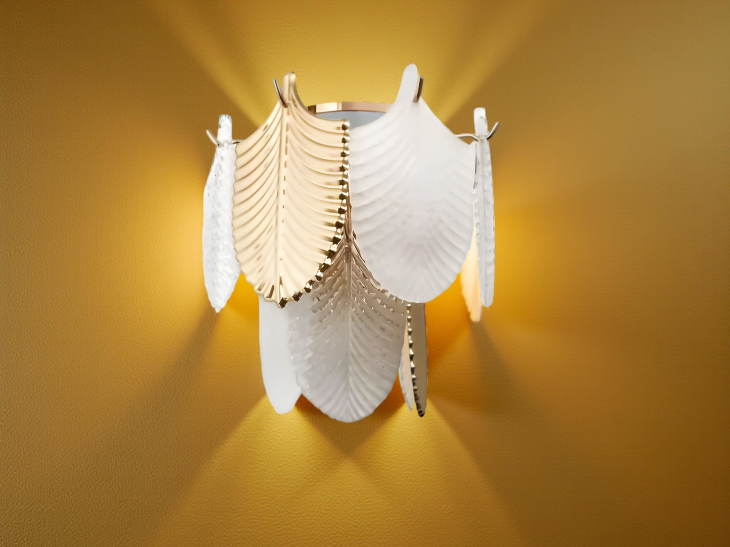ELEGANT WHITE & GOLD FEATHER WALL SCONCE