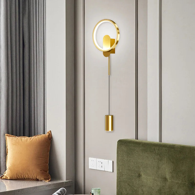 LINEAR LUXE WALL LAMP