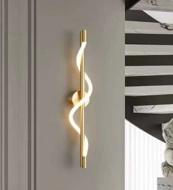 ARCLINE WALL SCONCE