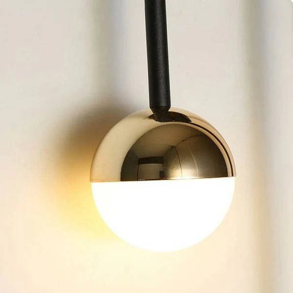 GOLDEN WALL SCONCE