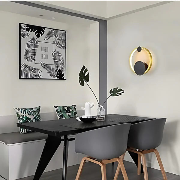 GOLD RING WALL LIGHT