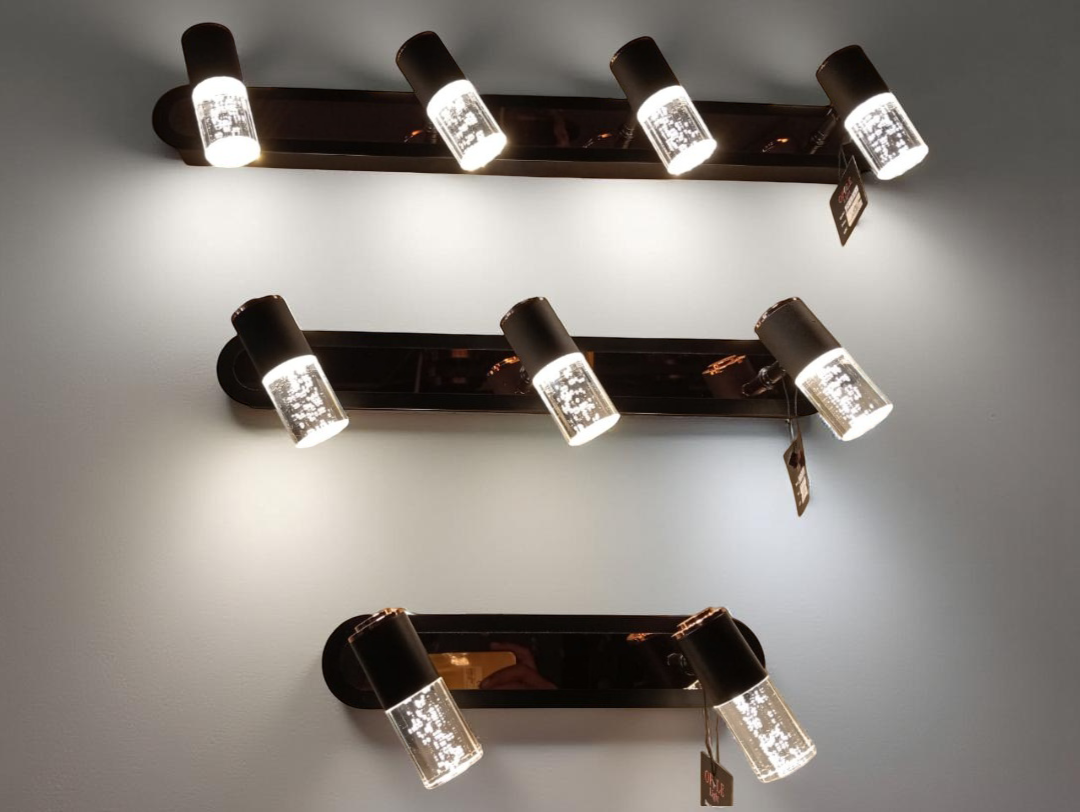 BLACK & ROSE GOLD MIRROR LIGHTS