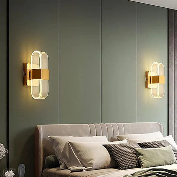 CLEAR GOLD WALL LIGHT