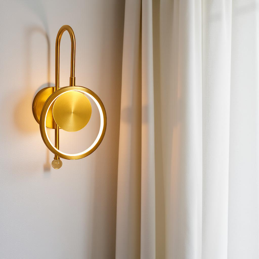 GOLDEN RING WALL LIGHT