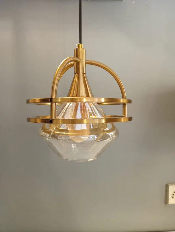 CLASSIC HANGING LIGHT
