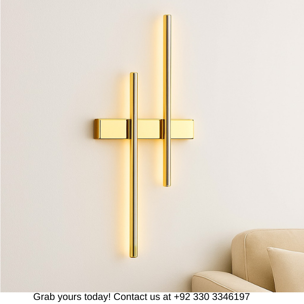 MINIMALIST VERTICAL WALL LIGHT