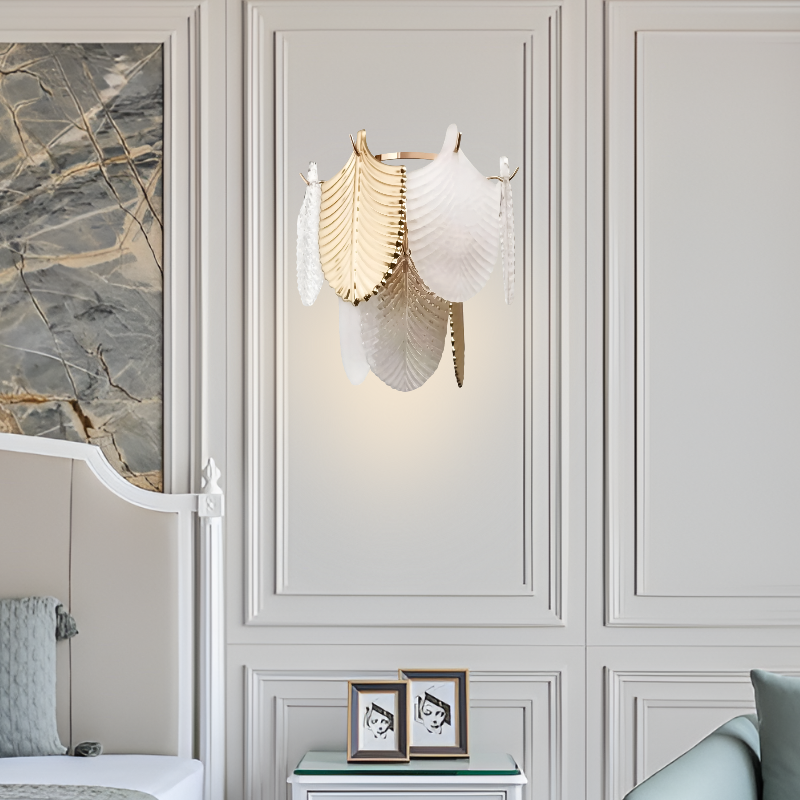 ELEGANT WHITE & GOLD FEATHER WALL SCONCE