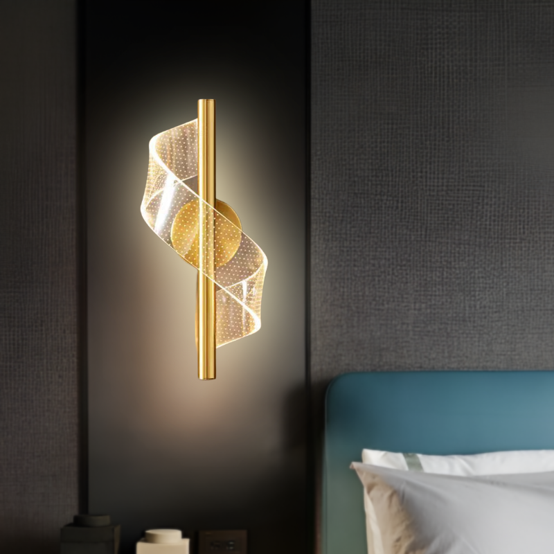 GOLD SWIRL WALL LIGHT