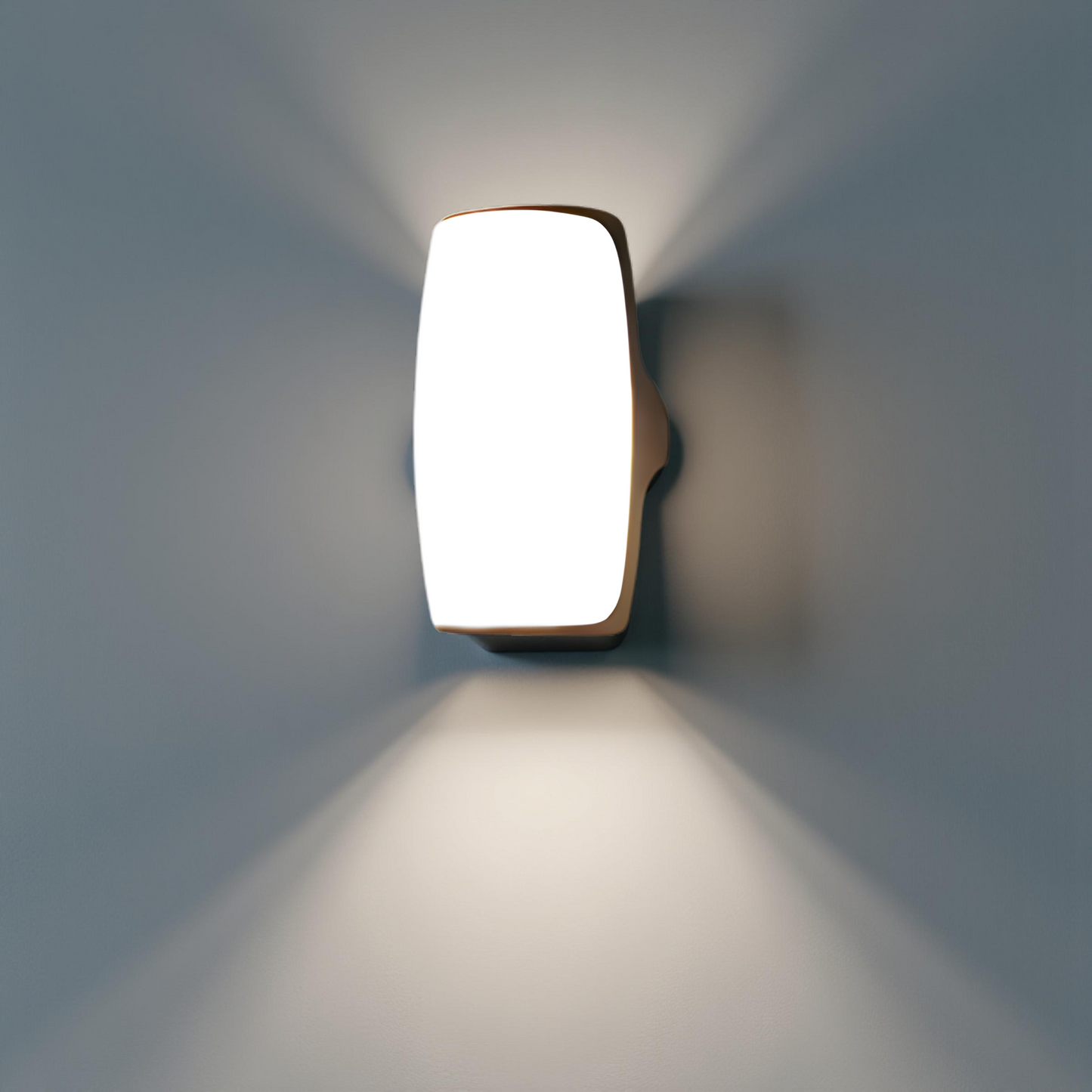 OUTDOOE WALL LIGHT