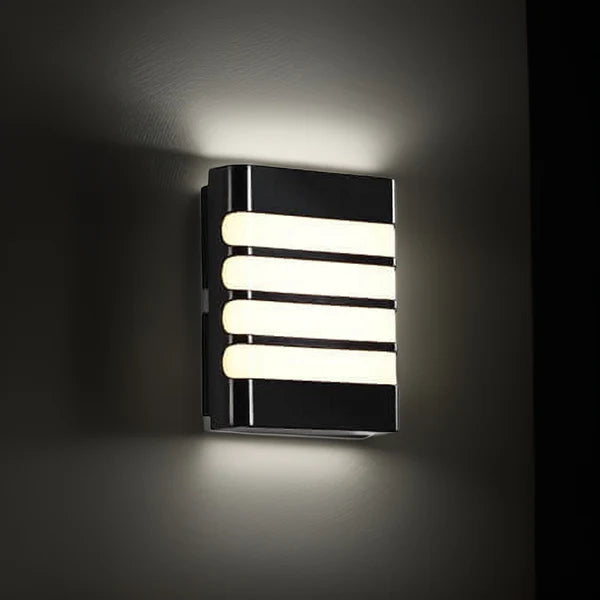 PATIO WALL LIGHT