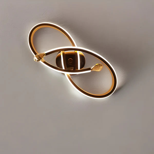 GOLDEN MODERN LED TWISTED LIGHT