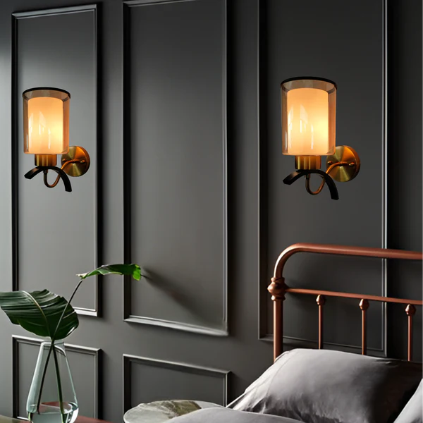 RUSTIC NOIR WALL LIGHT