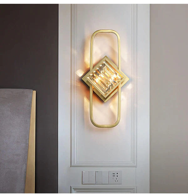 LUXURY STYLISH GOLDEN WALL LAMP