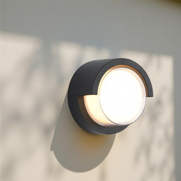 O-LUX OUTDOOR LIGHT