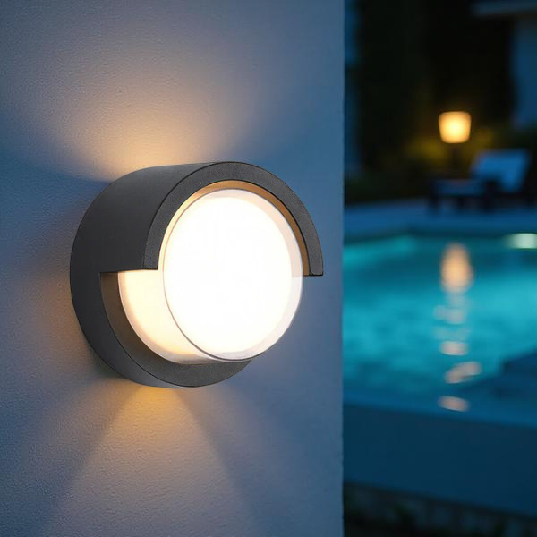 O-LUX OUTDOOR LIGHT