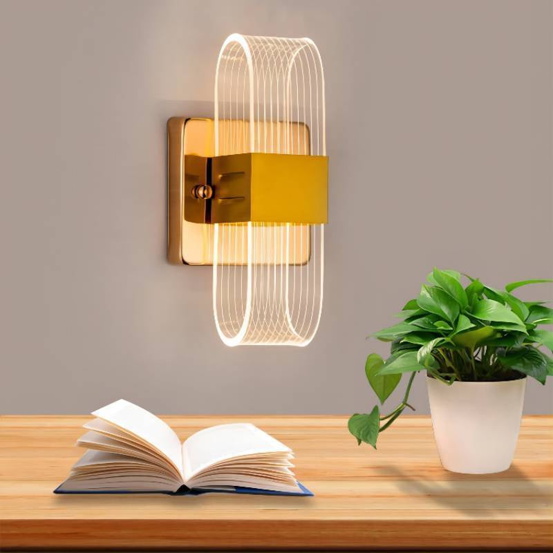 CLEAR GOLD WALL LIGHT