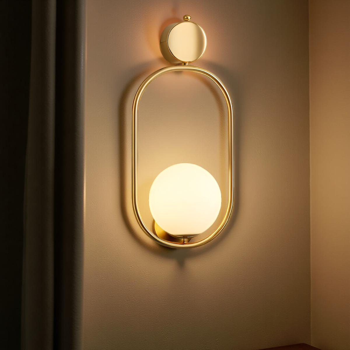ELEGANT WALL LIGHT FOR INDOORS