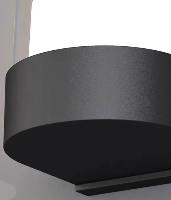 MODERN OUTDOOR LIGHT