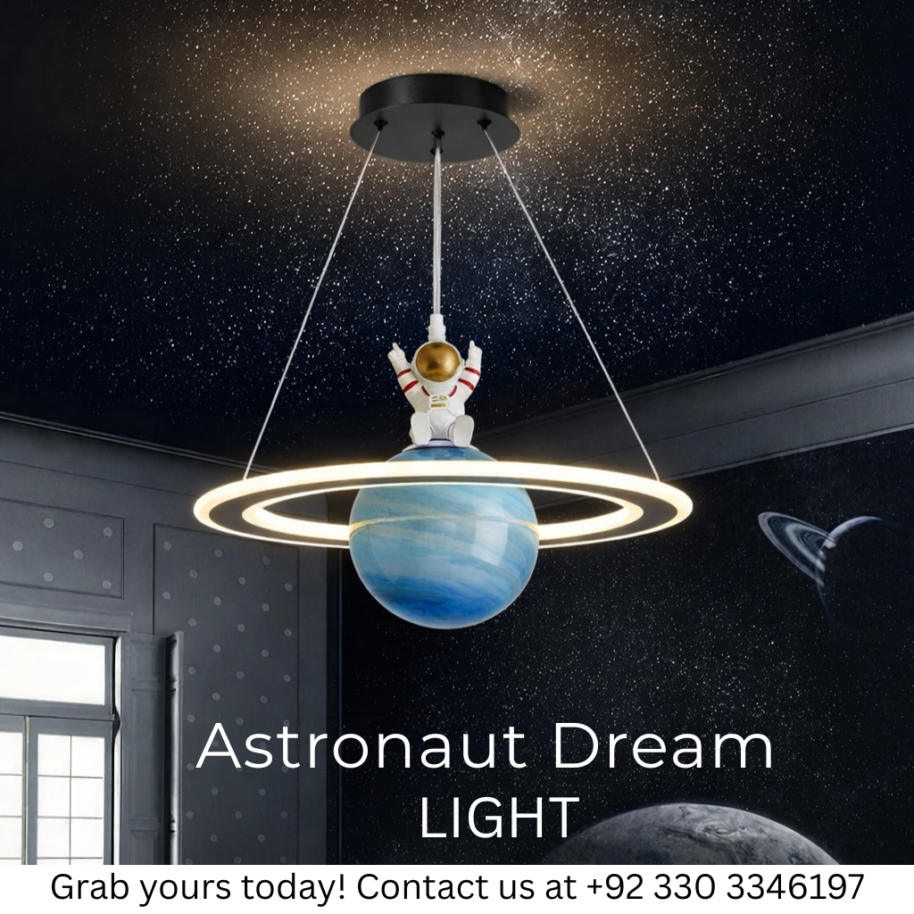 ASTRONAUT PENDANT LIGHT