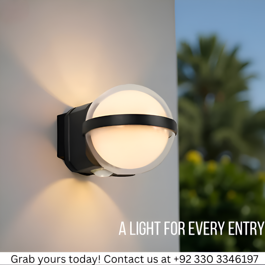 WHITE GLASS WALL LAMP