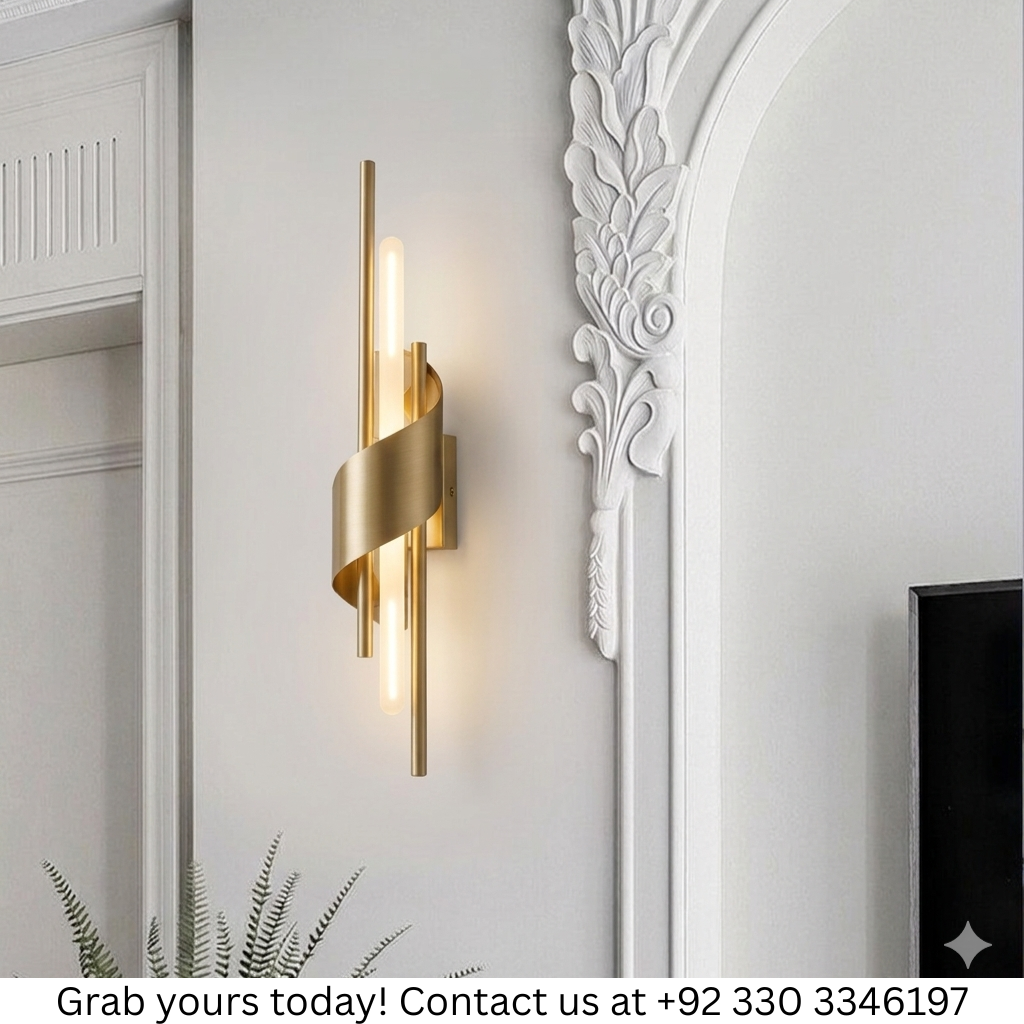 GOLDEN TWIST GLOW WALL LIGHT