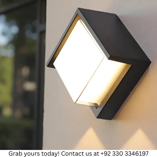 LED OUTDOOR WALL LIGHT