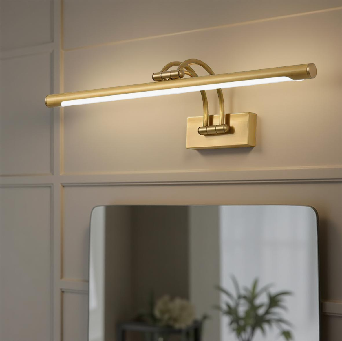 ELEGANT MIRROR LIGHT