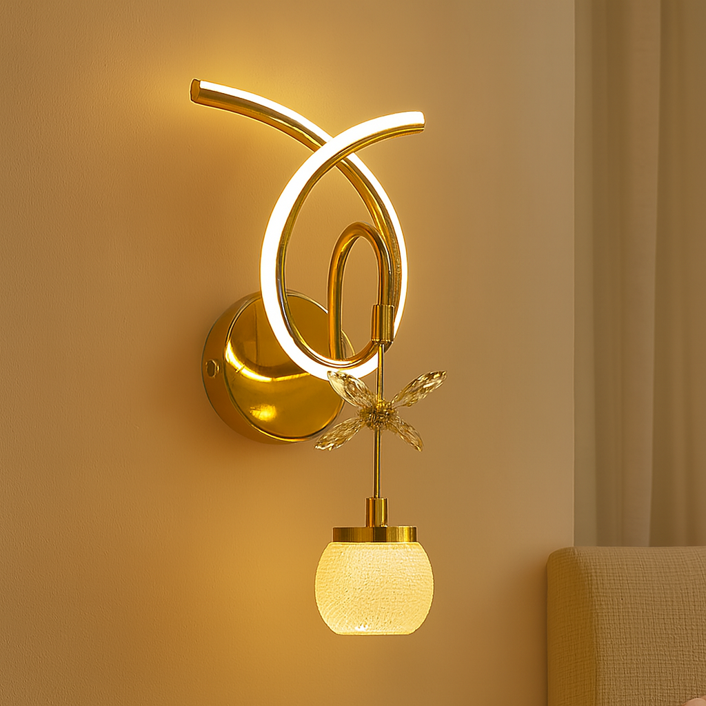 ELEGANT WALL LIGHT