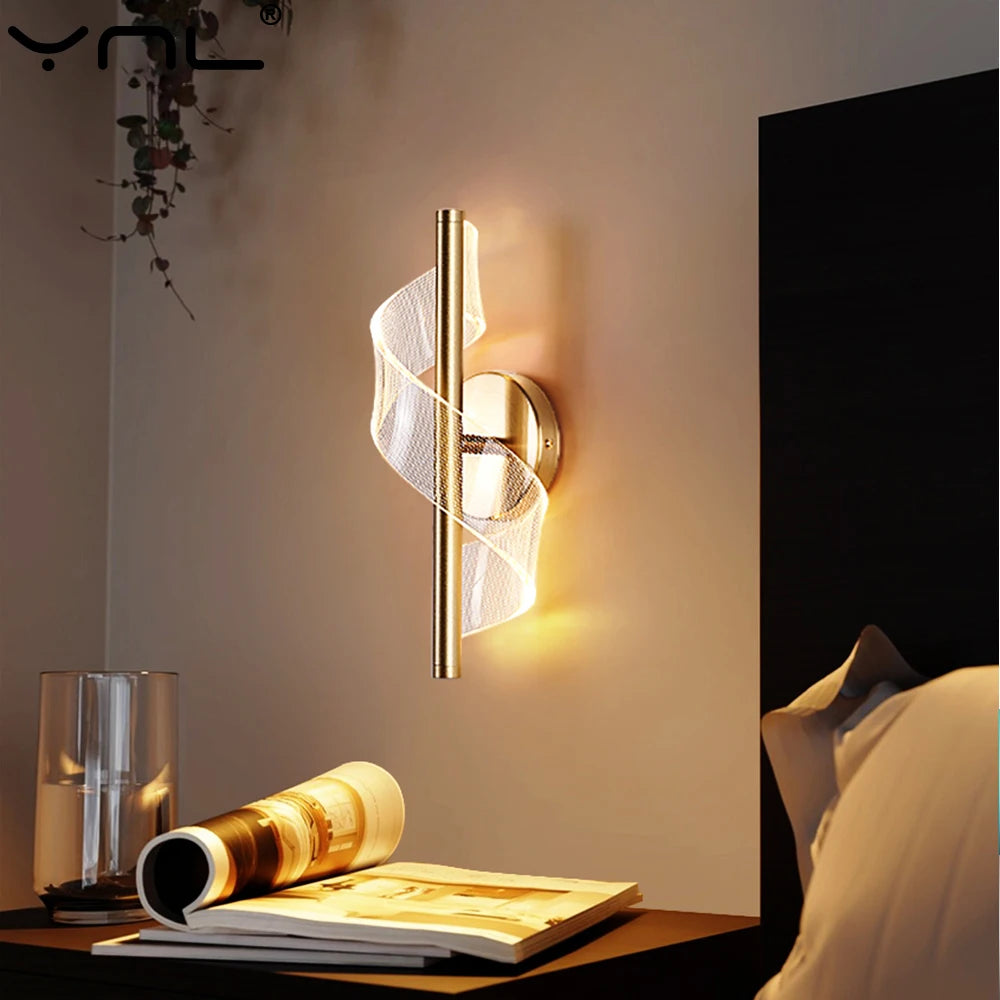 GOLD SWIRL WALL LIGHT