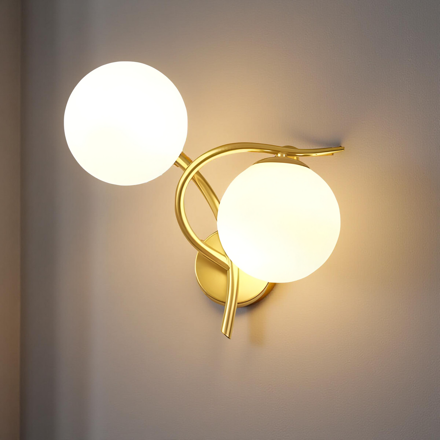 ELEGANT TWIST WALL SCONCE