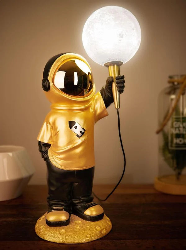 ASTRONAUT TABLE LAMP