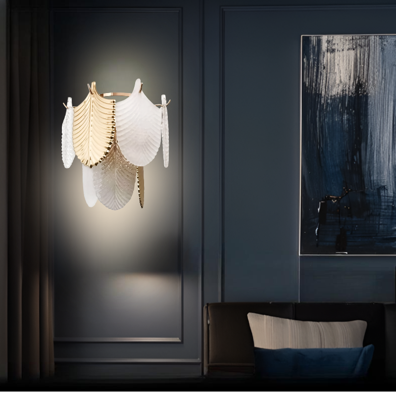 ELEGANT WHITE & GOLD FEATHER WALL SCONCE