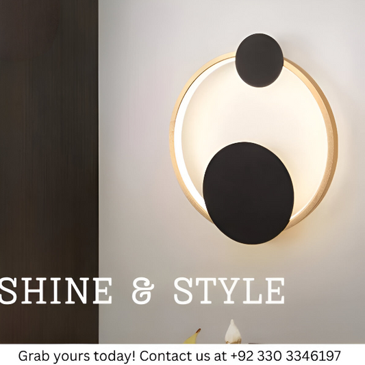 GOLD RING WALL LIGHT
